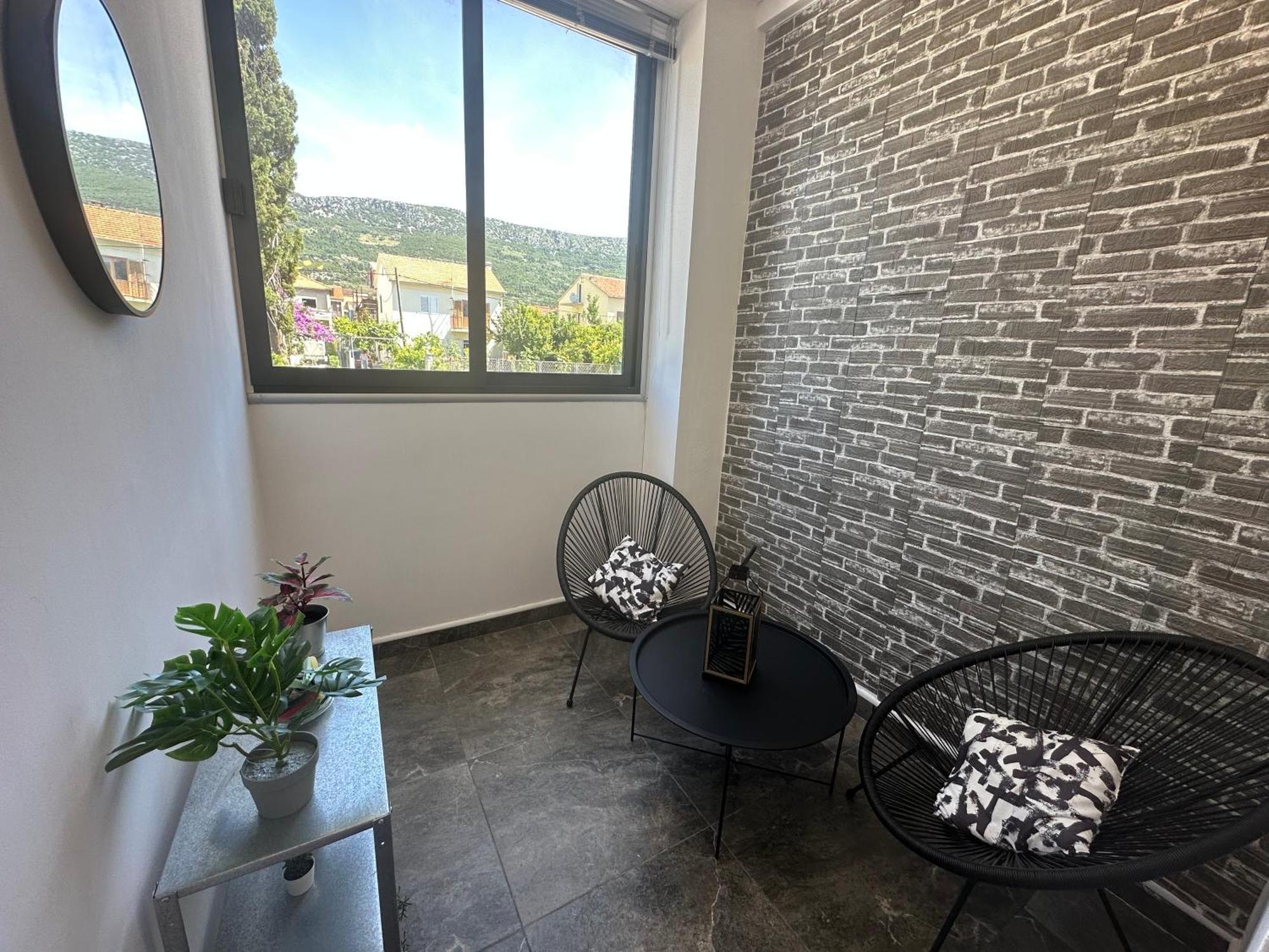 Apartments Ena Kastela Exterior photo